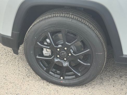 New 2026 Jeep Compass Latitude AWD/4WD image 26