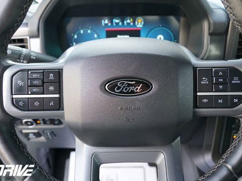 Used 2025 Ford F150 Lariat AWD/4WD image 22