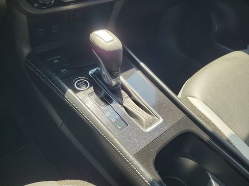 Used 2024 Nissan Kicks SR w/ SR Premium Package FWD image 30