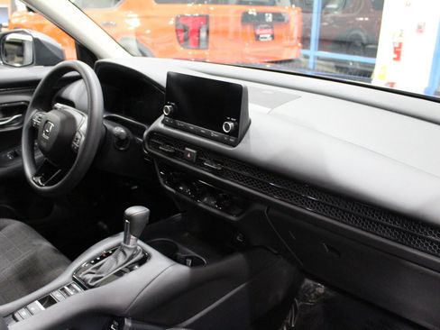 Certified 2023 Honda HR-V LX image 22