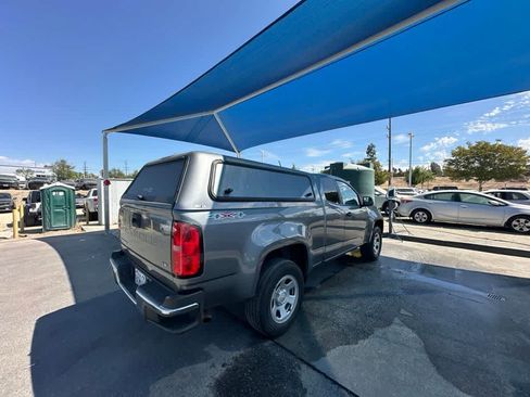 Used 2022 Chevrolet Colorado W/T w/ WT Convenience Package AWD/4WD image 3