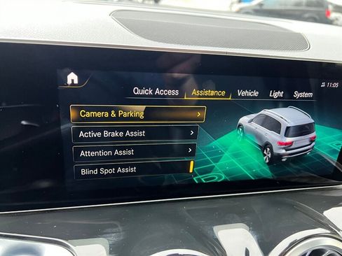 Used 2020 Mercedes-Benz GLB 250 4MATIC w/ AMG Line image 40