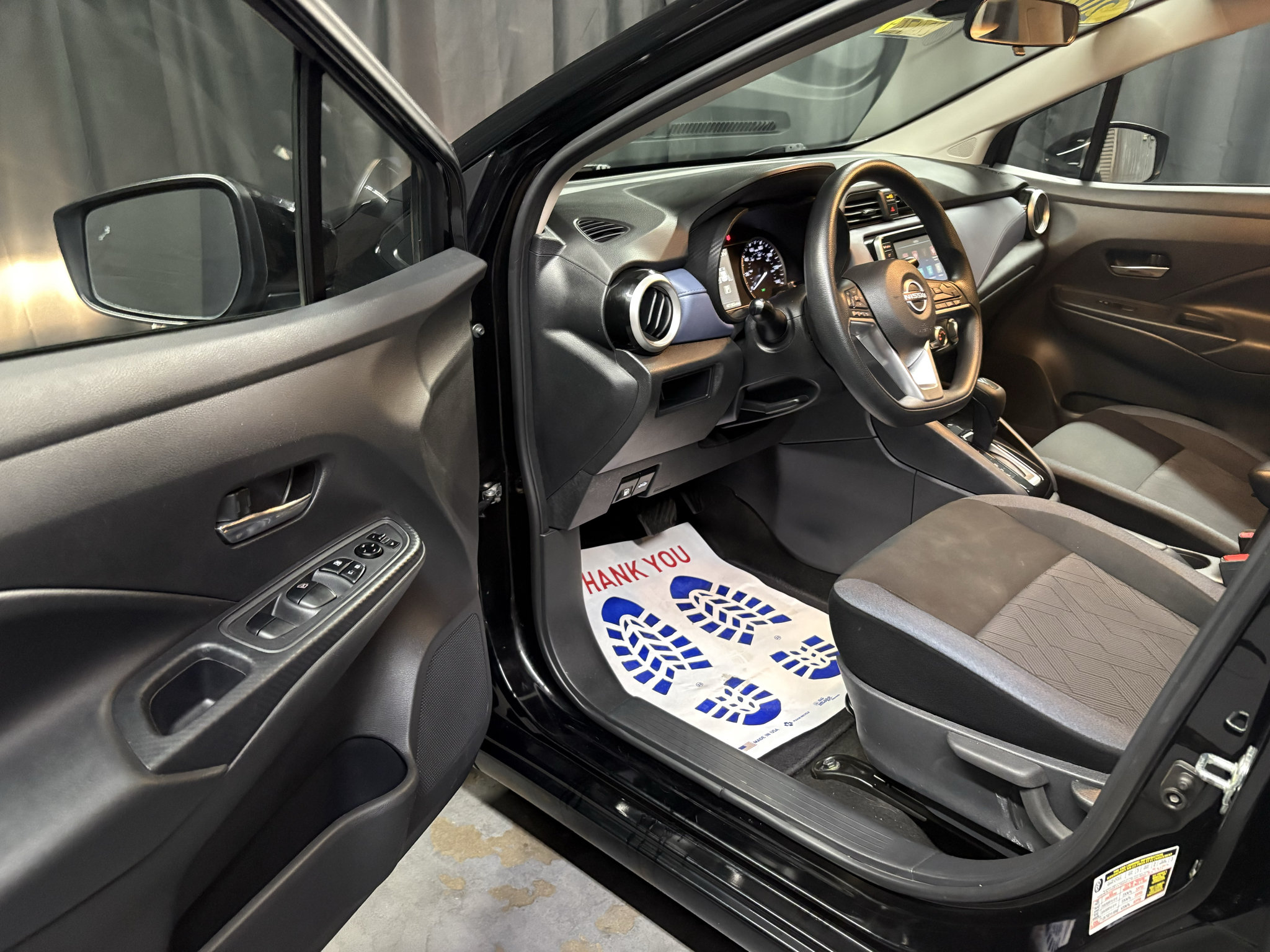 Used 2023 Nissan Versa SV FWD image 21