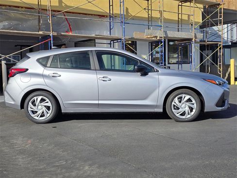 New 2025 Subaru Impreza 2.0i image 3