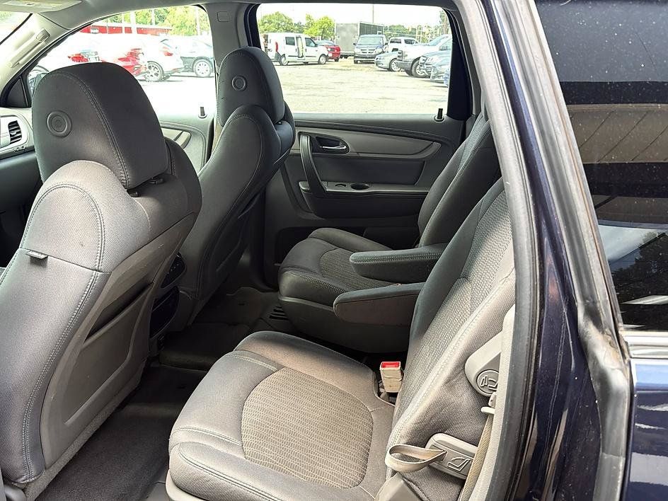 Used 2016 Chevrolet Traverse LT AWD/4WD image 18