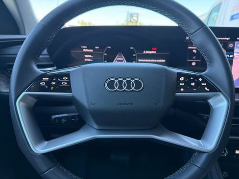Used 2025 Audi Q5 Premium Plus AWD/4WD image 29