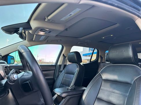 Used 2017 GMC Acadia Denali w/ Technology Package image 15