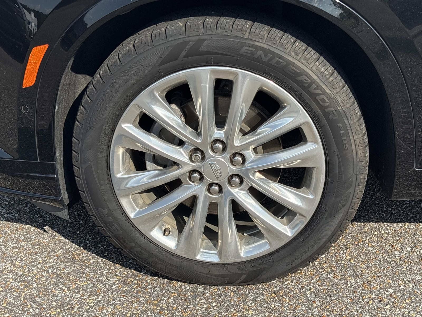 Used 2020 Cadillac XT6 Premium Luxury AWD/4WD image 10