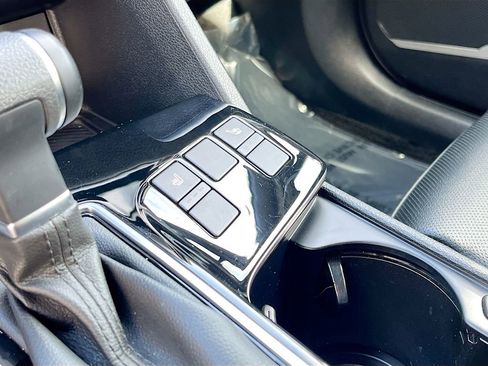 Used 2025 Kia Sportage X-Line w/ Premium Package image 20