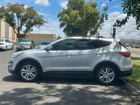 Used 2014 Hyundai Santa Fe Sport 2.0T w/ Navigation Package 06 FWD image 4