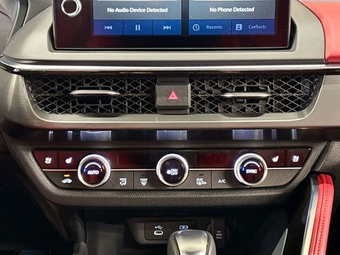 Used 2025 Acura ADX A-Spec image 18