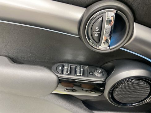 Certified 2023 MINI Cooper S FWD image 19