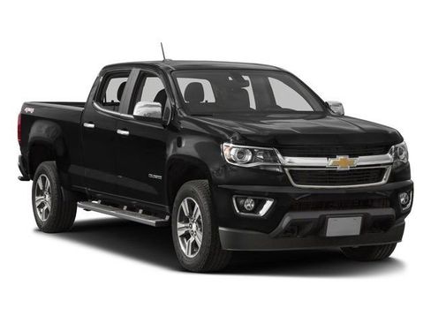 Used 2017 Chevrolet Colorado LT w/ LT Convenience Package image 10