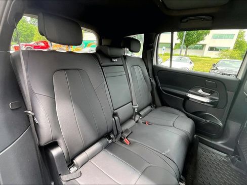 Used 2026 Mercedes-Benz GLB 250 4MATIC image 29
