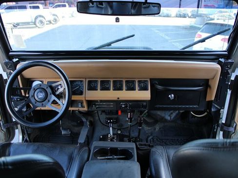 Used 1988 Jeep Wrangler Sahara AWD/4WD image 16
