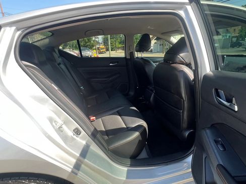 Used 2021 Nissan Altima 2.5 SR FWD image 28