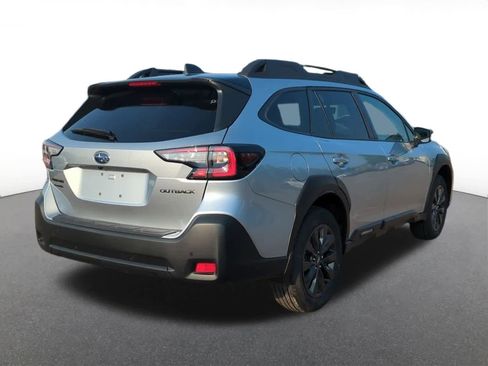 Certified 2025 Subaru Outback Onyx Edition image 6