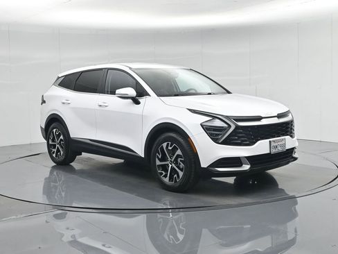 Used 2024 Kia Sportage EX image 57