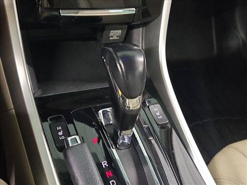 Used 2016 Honda Accord EX-L image 11