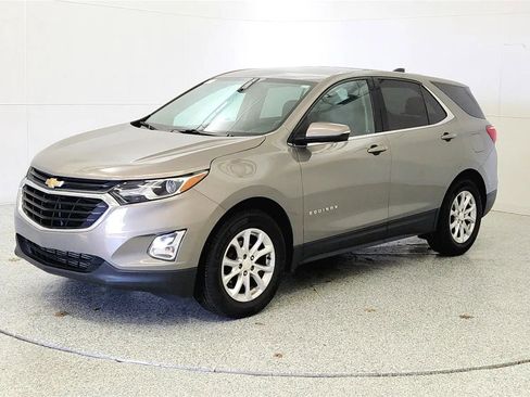Used 2019 Chevrolet Equinox LT image 3