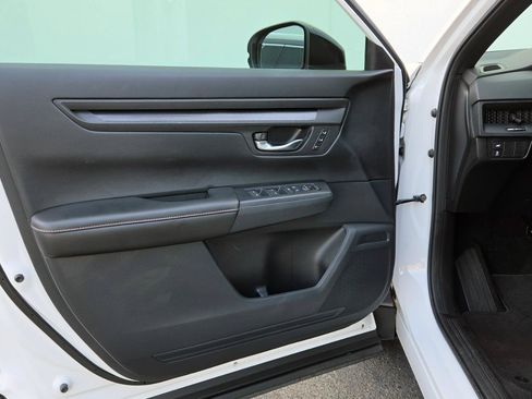 Used 2025 Honda CR-V Sport-L image 19