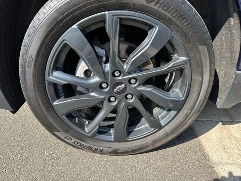 Used 2023 Chevrolet Equinox RS w/ RS Leather Package image 11