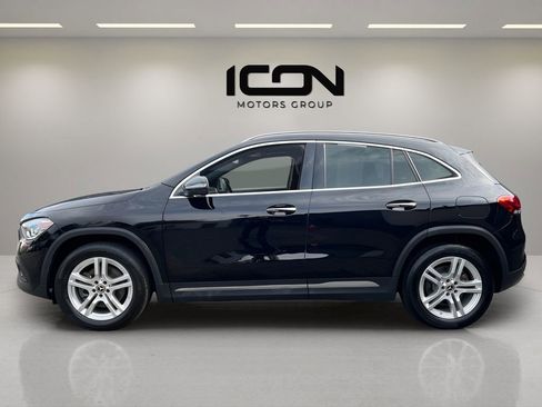 Used 2021 Mercedes-Benz GLA 250 4MATIC w/ Premium Package image 2