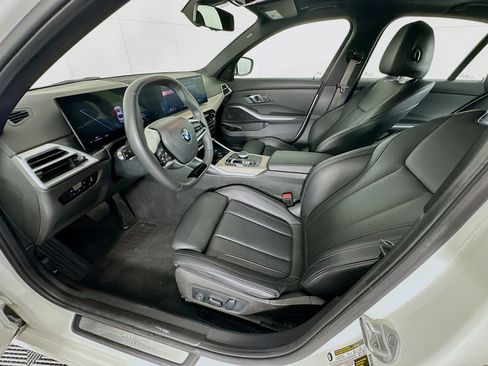 Used 2025 BMW 330i Sedan RWD image 13