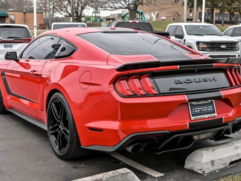 Used 2019 Ford Mustang GT Premium w/ GT Performance Package image 8