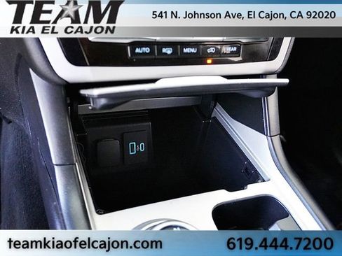 Used 2023 Ford Explorer XLT RWD image 30