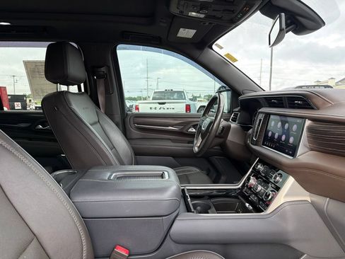 Used 2021 GMC Yukon Denali RWD image 26