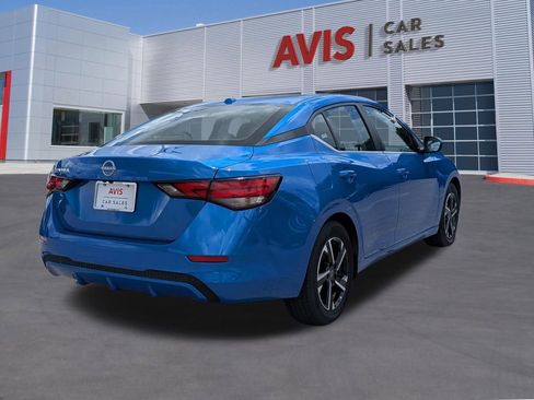 Used 2025 Nissan Sentra SV FWD image 6