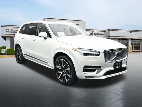 Used 2024 Volvo XC90 B6 Ultimate AWD/4WD image 7