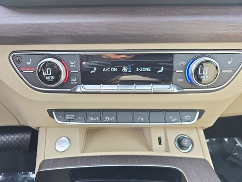 Used 2021 Audi Q5 2.0T Premium Plus w/ Premium Plus Package image 19