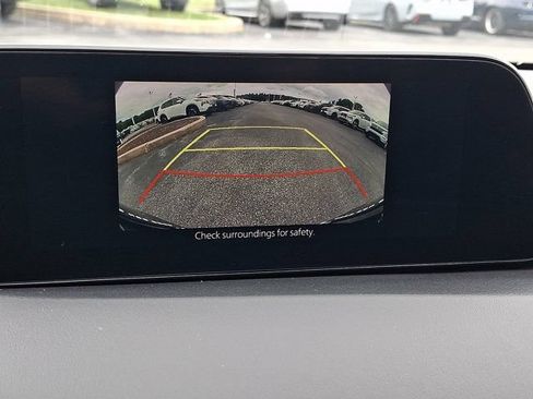 Used 2020 MAZDA MAZDA3 Hatchback w/ Preferred Package FWD image 22