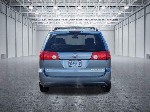 Used 2006 Toyota Sienna image 4