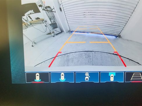 Certified 2024 Chevrolet Corvette Stingray Preferred Conv w/ Z51 Performance Package image 23