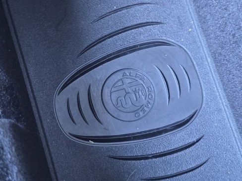 Used 2020 Alfa Romeo Stelvio Ti Sport w/ Quick Order Package 22S Sport image 37