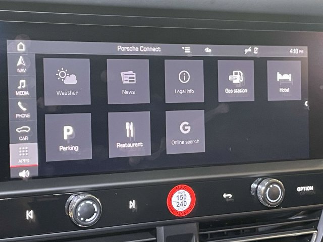 Certified 2026 Porsche Macan AWD/4WD image 32