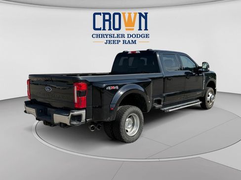Used 2023 Ford F350 Lariat AWD/4WD image 3