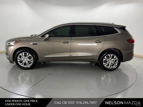 Used 2020 Buick Enclave Avenir w/ Avenir Technology Package FWD image 9