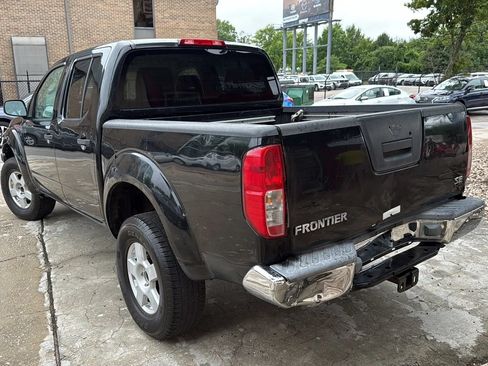 Used 2005 Nissan Frontier SE RWD image 7