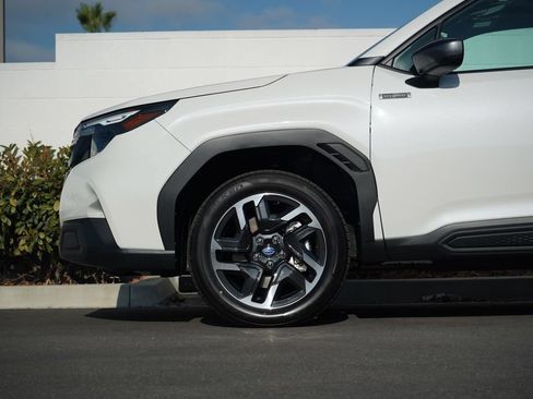 New 2026 Subaru Forester Premium AWD/4WD image 3