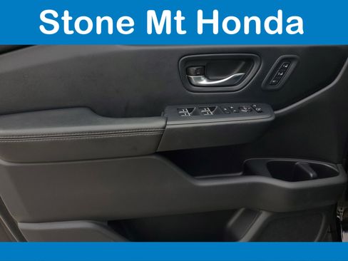 Used 2023 Honda Pilot Elite image 22