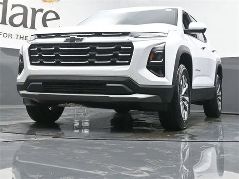 New 2026 Chevrolet Equinox LT image 34