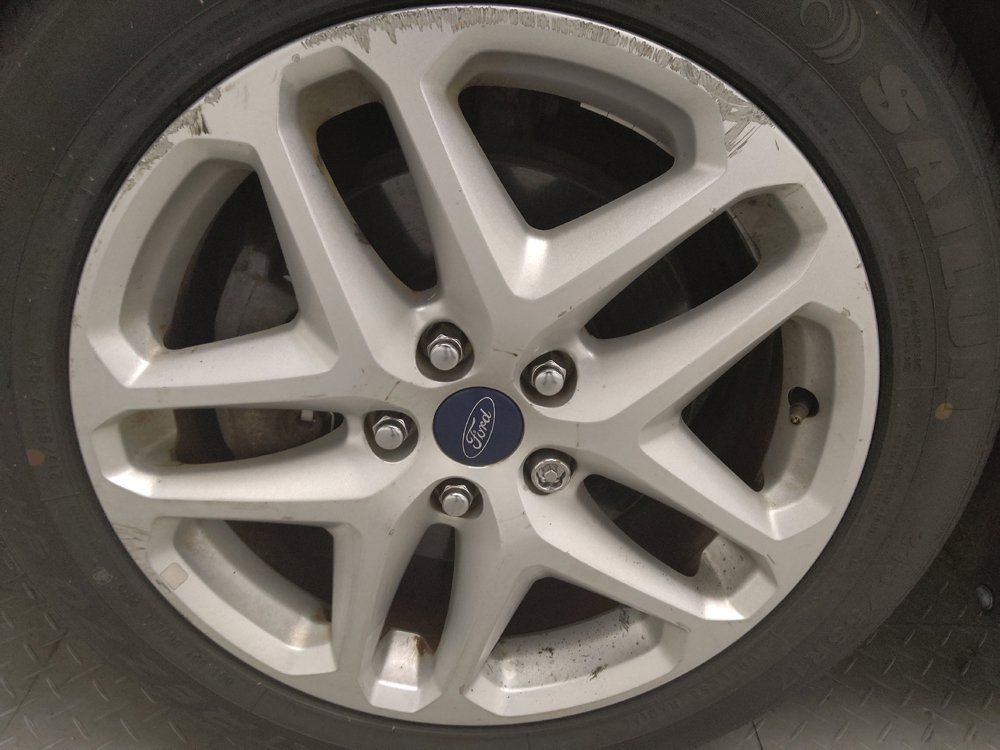 Used 2016 Ford Fusion SE FWD image 31
