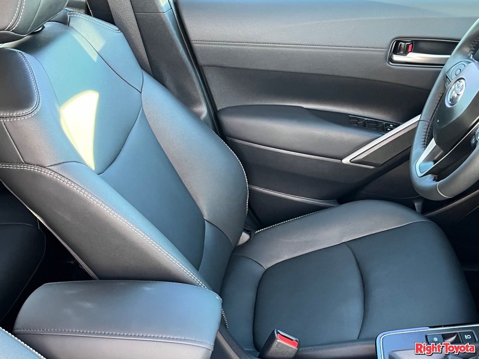 Certified 2026 Toyota Corolla Cross XLE w/ Convenience Package FWD image 14