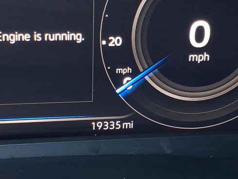 Certified 2023 Volkswagen Atlas SE w/ Black Wheel Package image 28