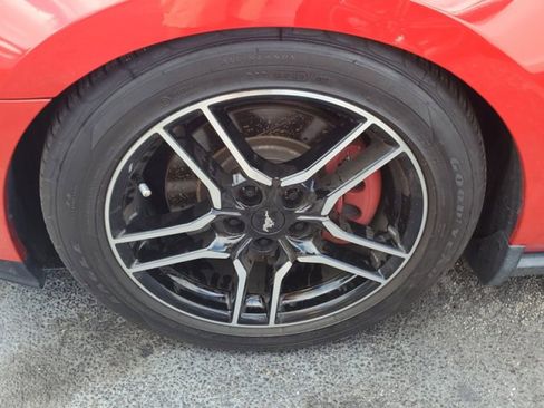 Used 2012 Ford Mustang GT Premium image 4