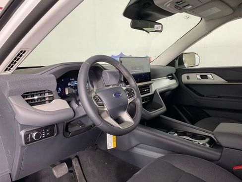 New 2026 Ford Explorer Active image 13